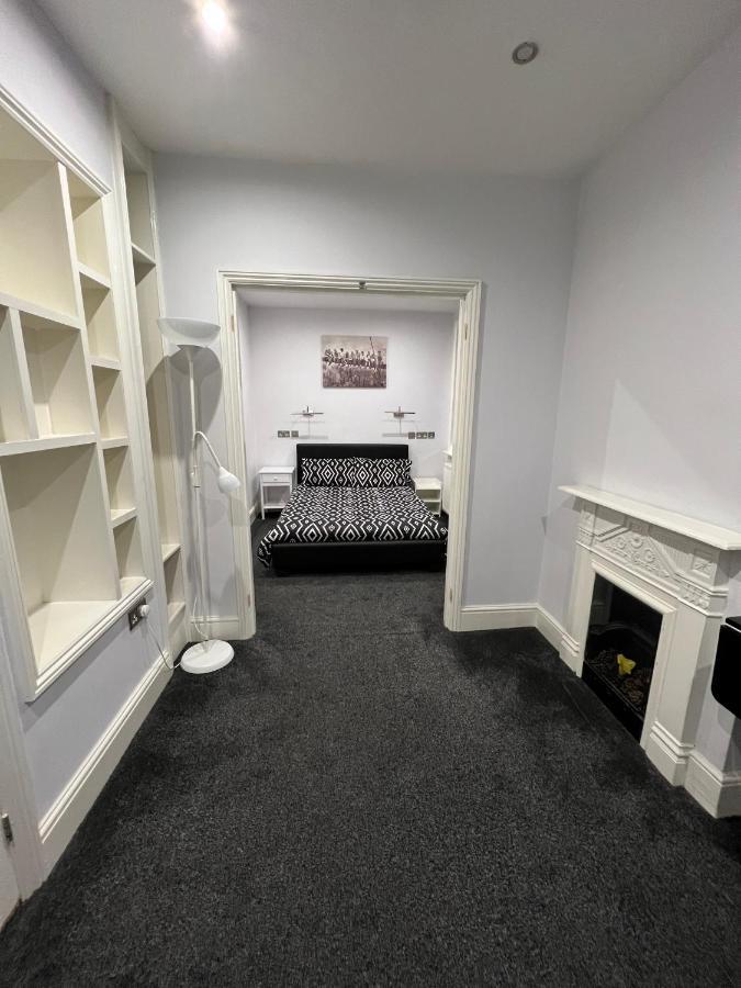 Hotel Addison House Woking Zewnętrze zdjęcie