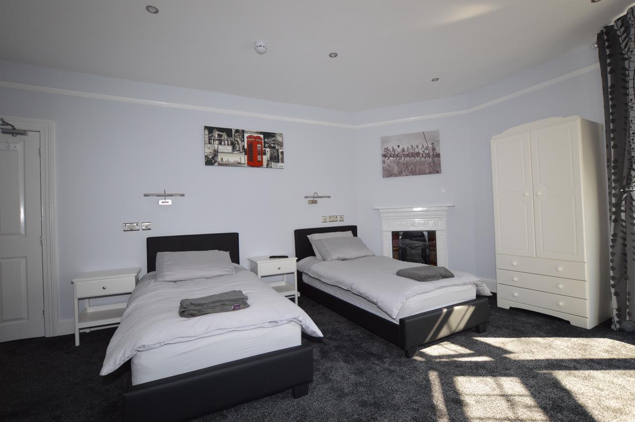 Hotel Addison House Woking Zewnętrze zdjęcie