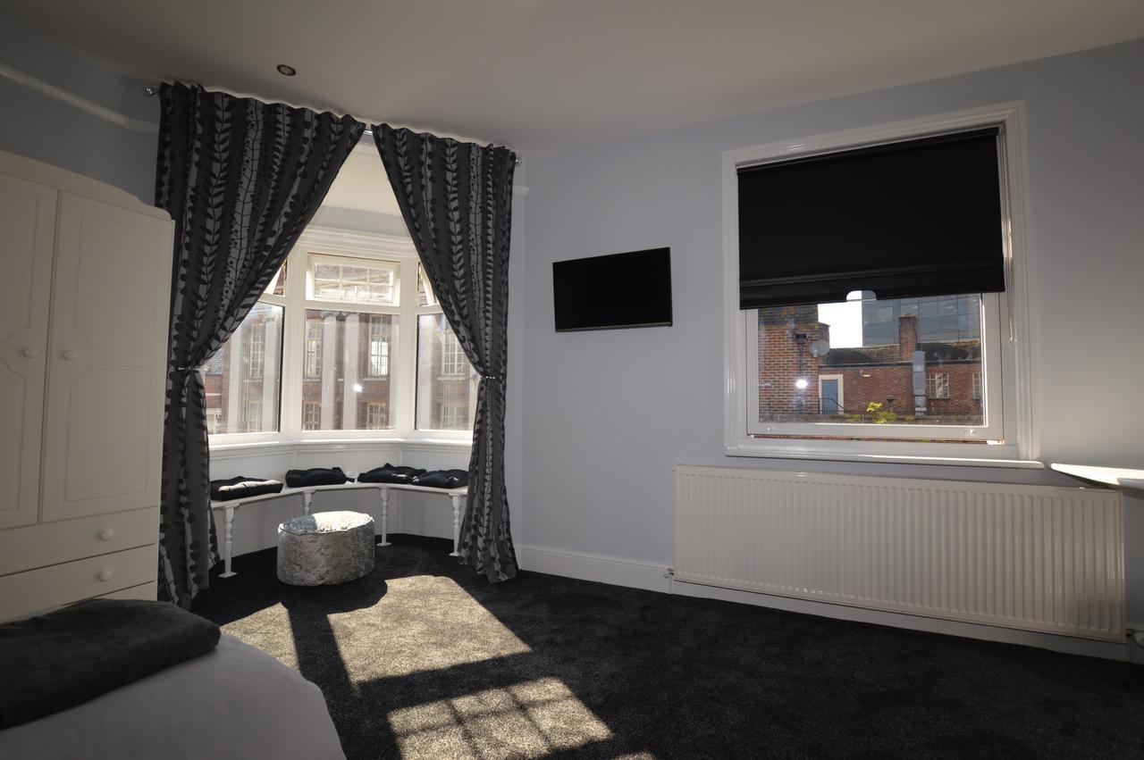 Hotel Addison House Woking Zewnętrze zdjęcie