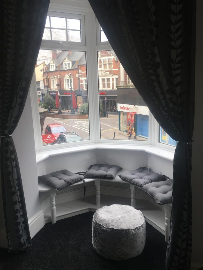 Hotel Addison House Woking Zewnętrze zdjęcie